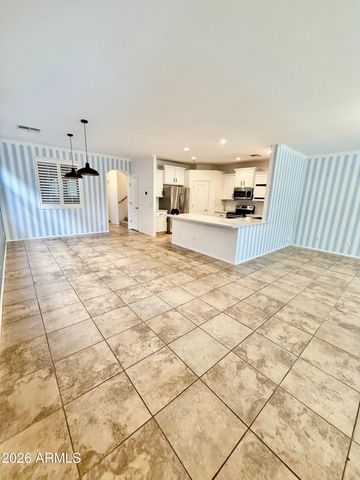 3769 E KERRY Lane, Phoenix, AZ 85050