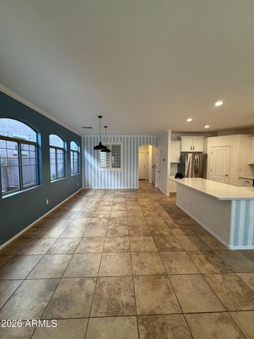 3769 E KERRY Lane, Phoenix, AZ 85050