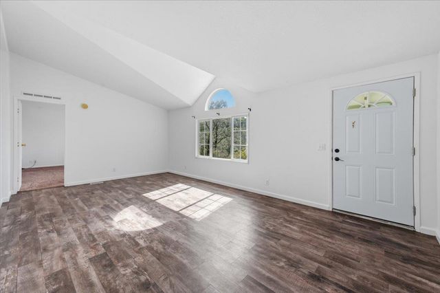 13511 McCarter Way, Grass Valley, CA 95949