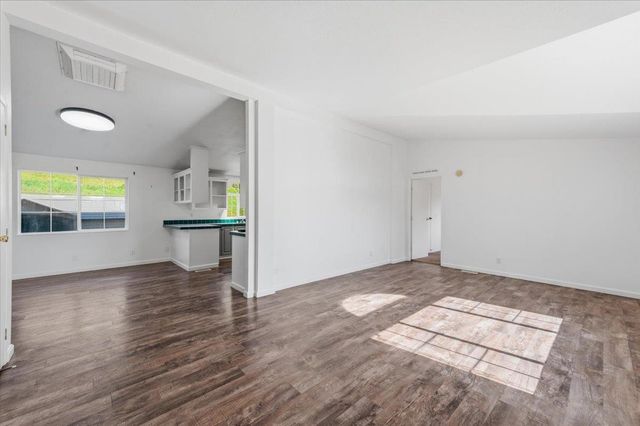 13511 McCarter Way, Grass Valley, CA 95949