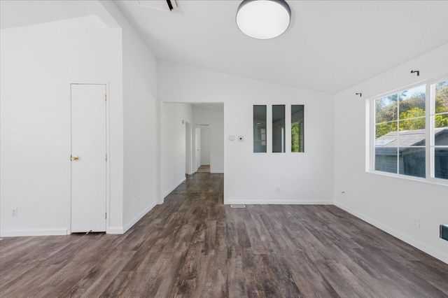 13511 McCarter Way, Grass Valley, CA 95949