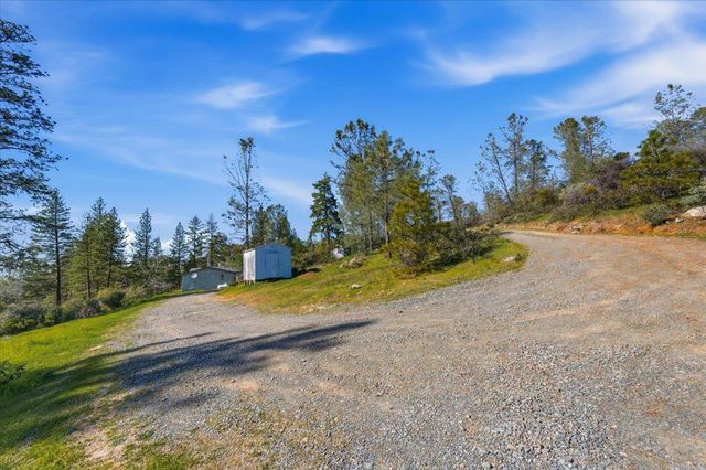 13511 McCarter Way, Grass Valley, CA 95949
