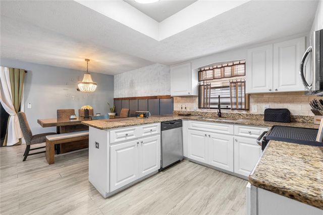 1005 MOOK STREET, Brandon, FL 33510