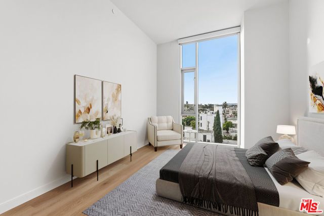 8500 Burton Way 806, Los Angeles, CA 90048