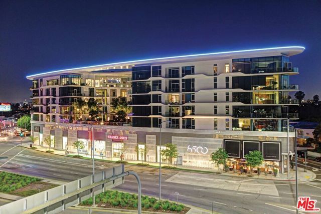 8500 Burton Way 806, Los Angeles, CA 90048
