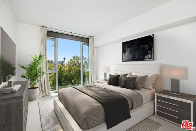 8500 Burton Way 806, Los Angeles, CA 90048