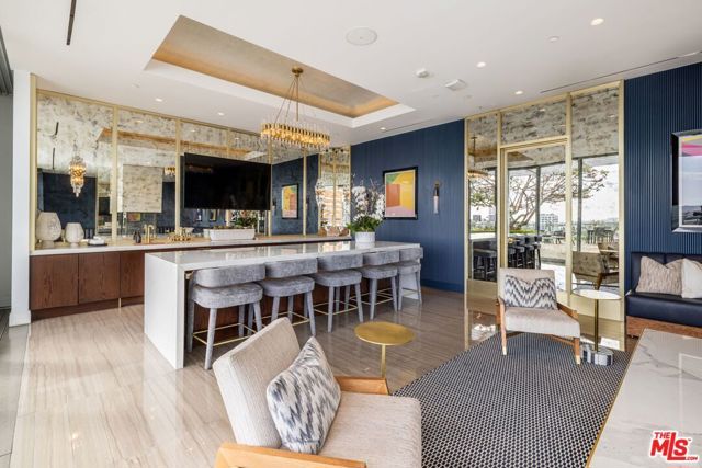 8500 Burton Way 806, Los Angeles, CA 90048