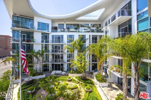 8500 Burton Way 806, Los Angeles, CA 90048