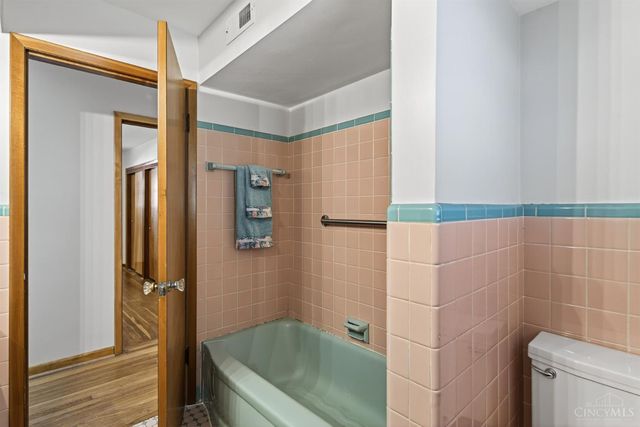 7349 Miami Avenue, Madeira, OH 45243