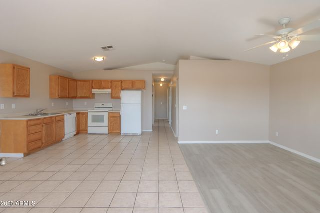 8210 W CONCORDIA Drive, Arizona City, AZ 85123