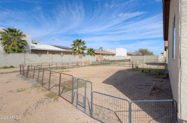 8210 W CONCORDIA Drive, Arizona City, AZ 85123