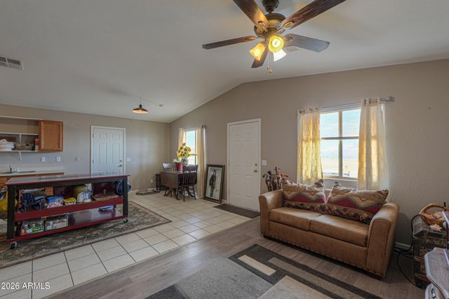 8210 W CONCORDIA Drive, Arizona City, AZ 85123