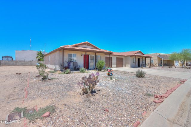 8210 W CONCORDIA Drive, Arizona City, AZ 85123