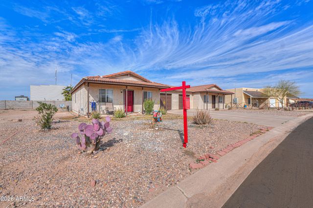 8210 W CONCORDIA Drive, Arizona City, AZ 85123