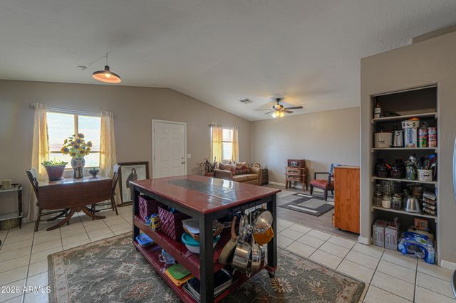 8210 W CONCORDIA Drive, Arizona City, AZ 85123