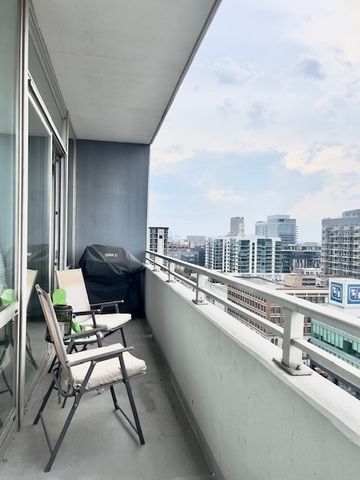 737 W Washington Boulevard 1209, Chicago, IL 60661