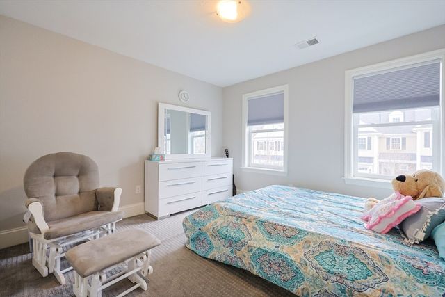 8 Riverstone Way 8, Franklin, MA 02038