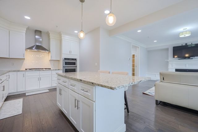 8 Riverstone Way 8, Franklin, MA 02038