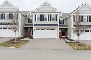 8 Riverstone Way 8, Franklin, MA 02038