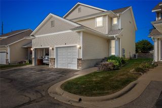 1472 Tower Lane 5, Cedar Rapids, IA 52402