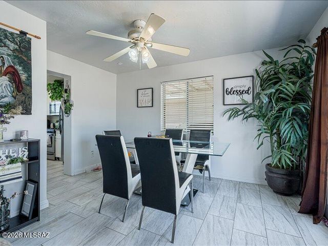 2225 S Hemlock Stravenue, Tucson, AZ 85713