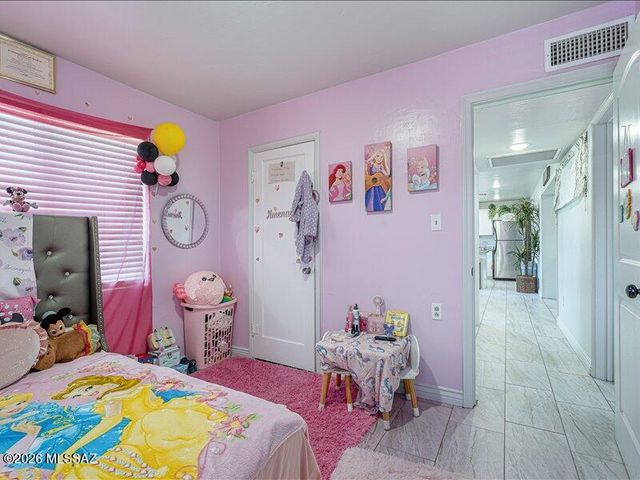 2225 S Hemlock Stravenue, Tucson, AZ 85713