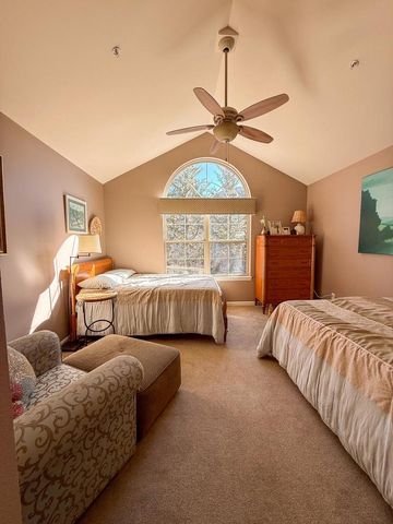 15330 Huff WAY, Brookfield, WI 53005