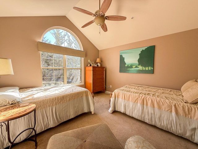 15330 Huff WAY, Brookfield, WI 53005