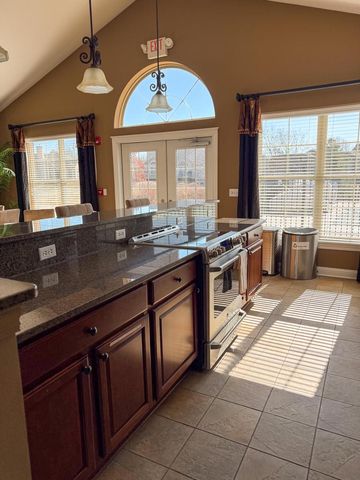 15330 Huff WAY, Brookfield, WI 53005