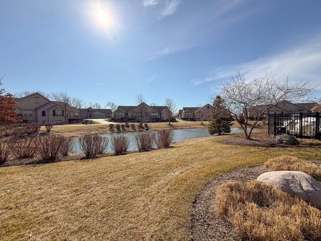 15330 Huff WAY, Brookfield, WI 53005