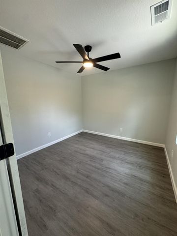 6407 Sandy Oaks Drive, Houston, TX 77050