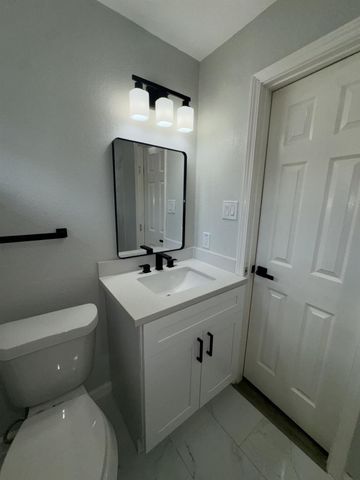 6407 Sandy Oaks Drive, Houston, TX 77050