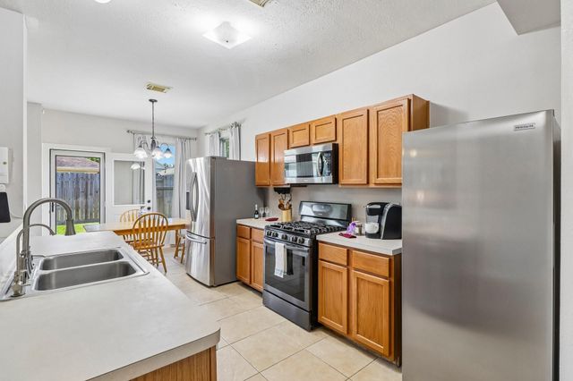 8807 Lacy Willow Court, Tomball, TX 77375