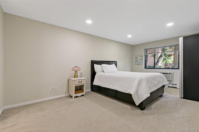 500 Central Park Avenue 323, Scarsdale, NY 10583