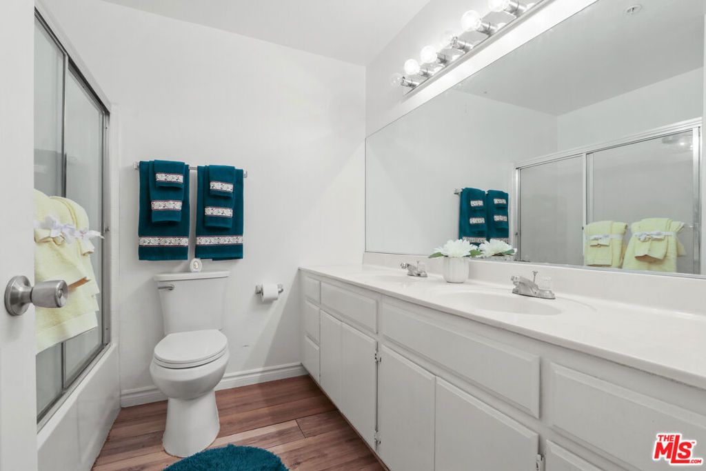 Image 11 of property listing at 1775 Ohio Avenue 110, Long Beach, CA 90804