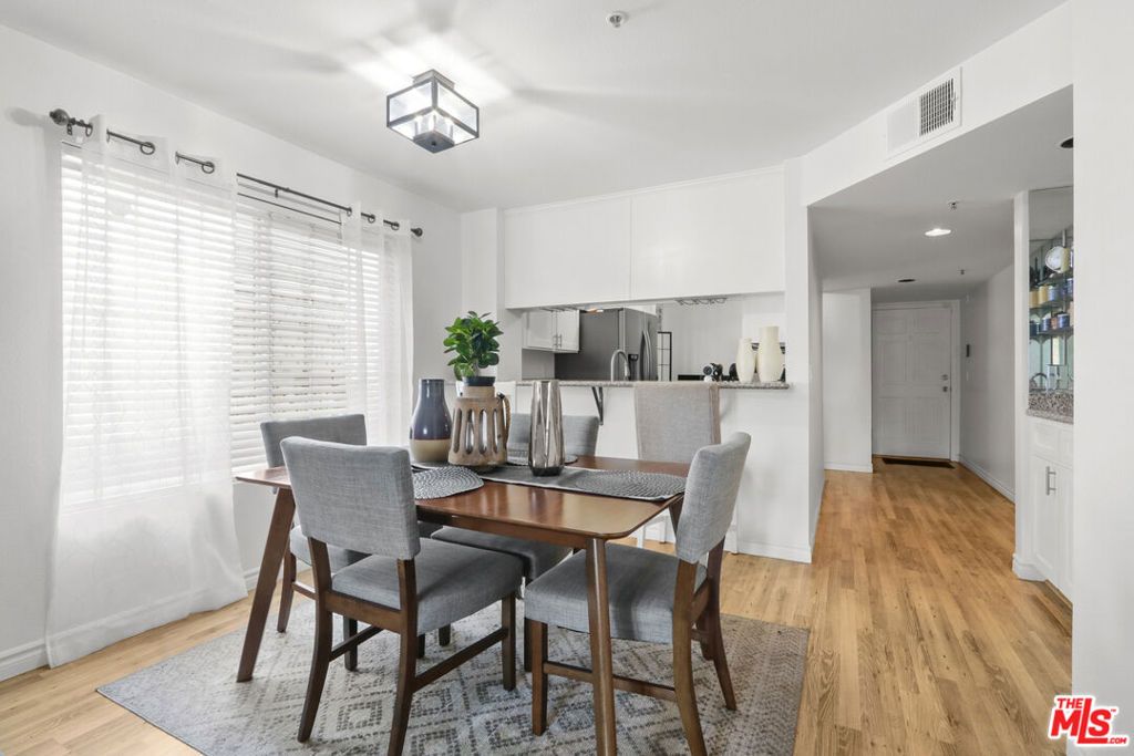 Image 5 of property listing at 1775 Ohio Avenue 110, Long Beach, CA 90804