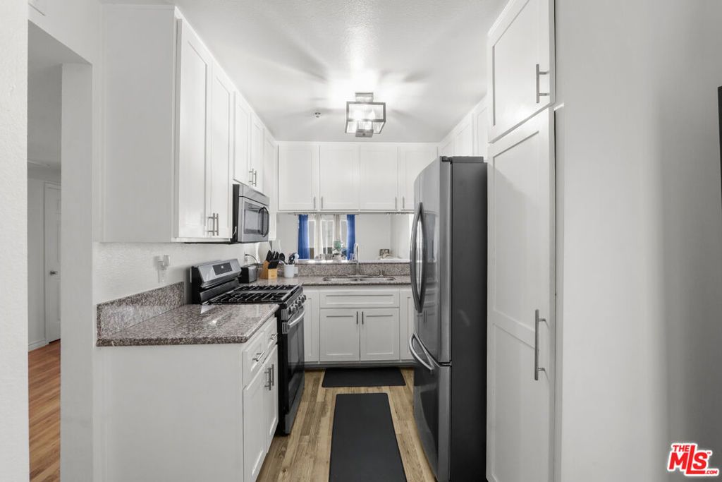 Image 7 of property listing at 1775 Ohio Avenue 110, Long Beach, CA 90804