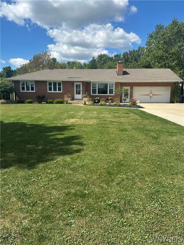 6998 Shawnee Road, Wheatfield, NY 14120