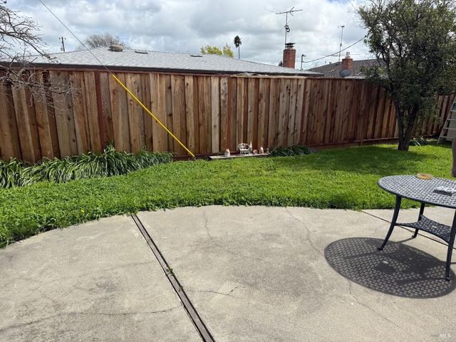2024 San Luis St, Fairfield, CA 94533