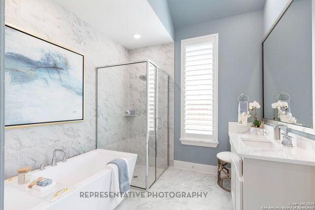 313 White Oak, Castroville, TX 78009