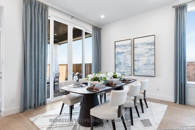 313 White Oak, Castroville, TX 78009