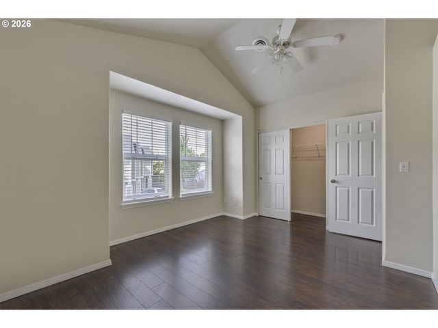 8654 Ne HYDE PARK Ln, Hillsboro, OR 97006