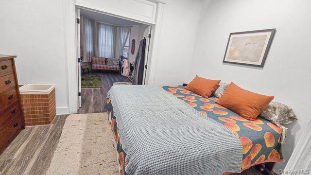 6439 74th Avenue, Glendale, NY 11385