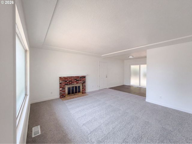 465 Sw 139TH Ave, Beaverton, OR 97006