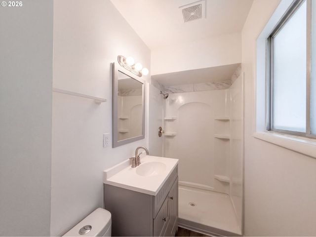 465 Sw 139TH Ave, Beaverton, OR 97006