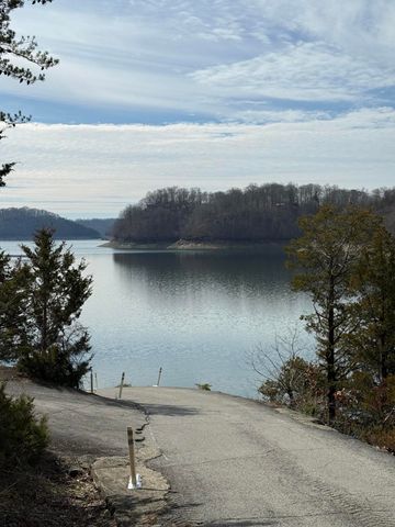 Lot 95 Lakeshore Drive, Russell Springs, KY 42642