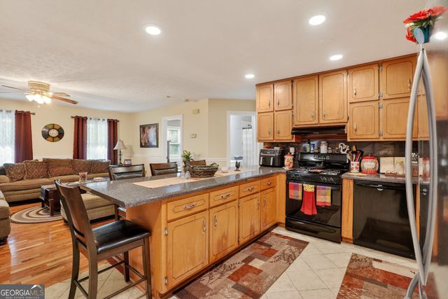 227 Shady Lane, Williamson, GA 30292