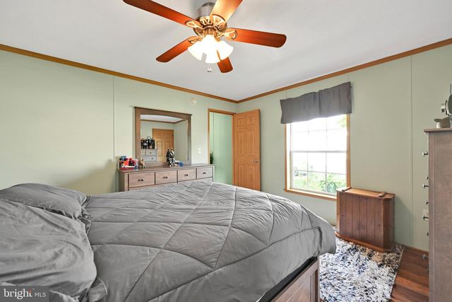 40 RIDGEWOOD MNR, Manheim, PA 17545