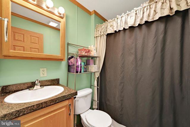 40 RIDGEWOOD MNR, Manheim, PA 17545
