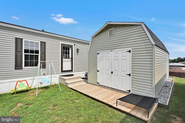 40 RIDGEWOOD MNR, Manheim, PA 17545